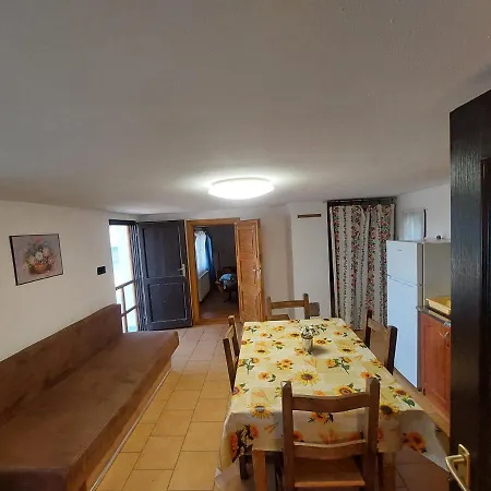 Orban Apartman Apartment *