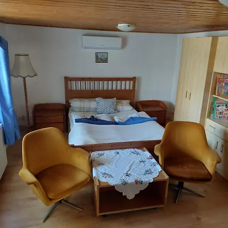 Orban Apartman *
