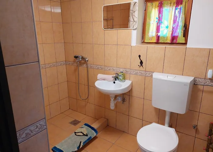 Orban Apartman 호텔